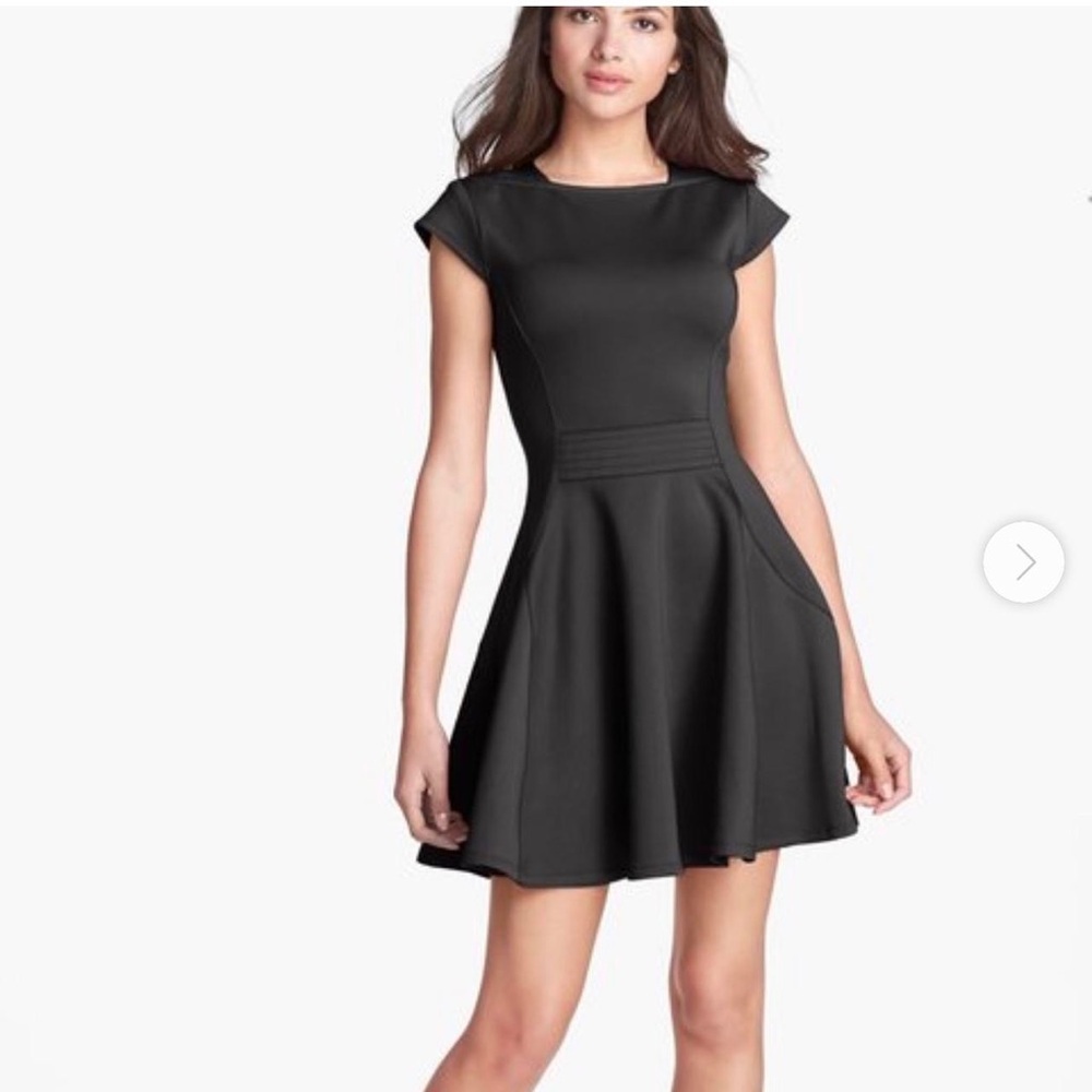 Weekend Ted Baker Elegant Black Mini Dress Size 2
